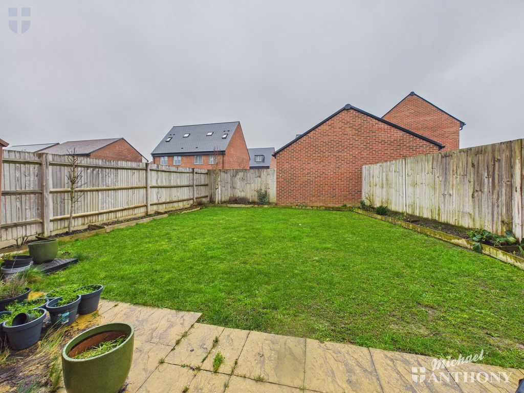 7d5385381cb24cefa82b