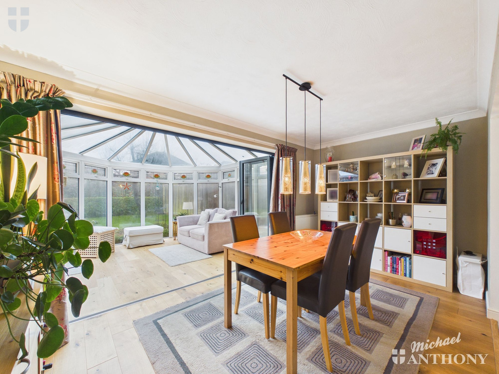 826abf0e8fca4d9b8a93