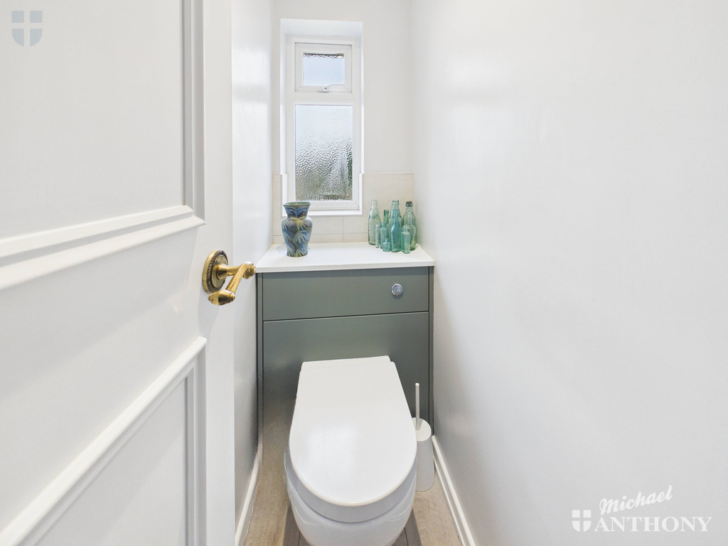 CAM03852G0-PR0556-ST