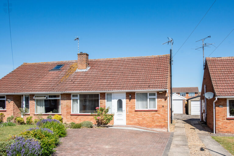 Windermere Close, Aylesbury Image