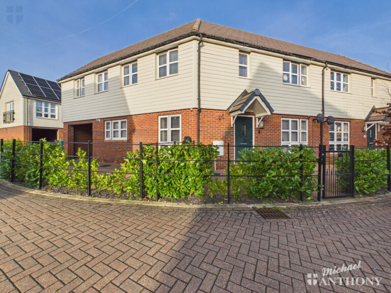 Farleigh Drive, Aylesbury Image