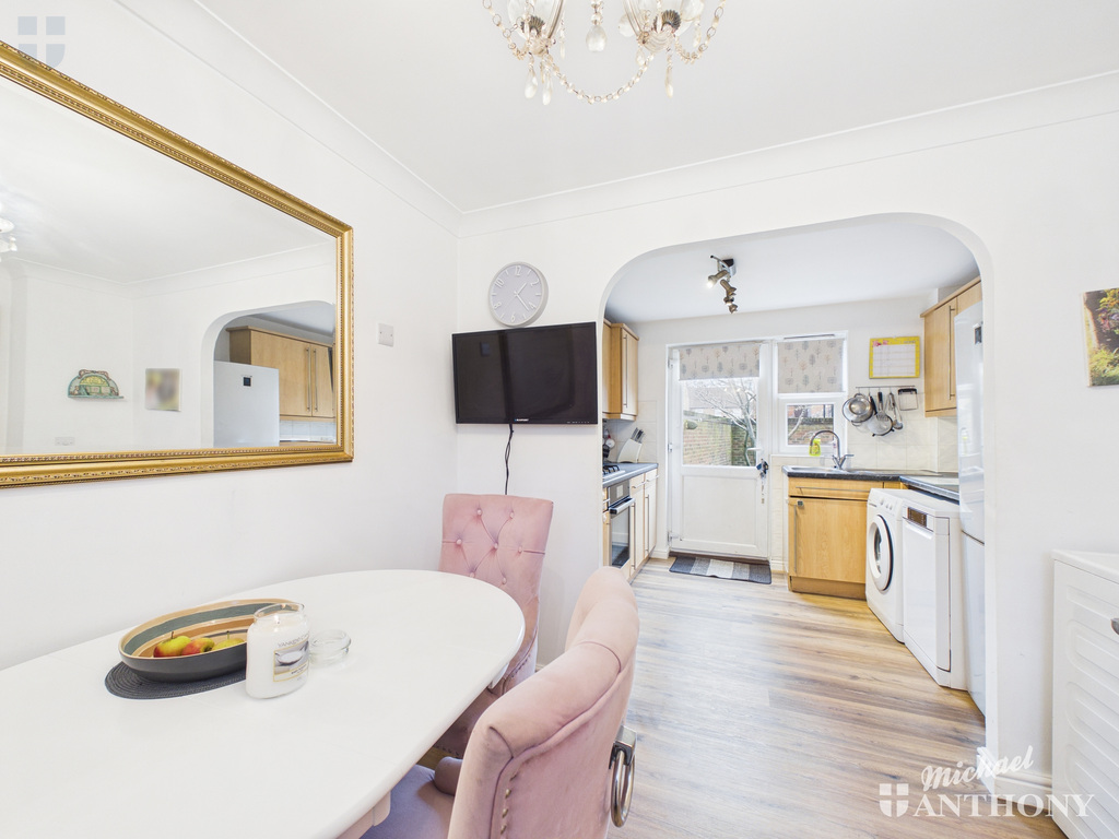 CAM03218G0-PR0927-ST