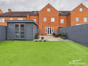 Petronel Road, Aylesbury