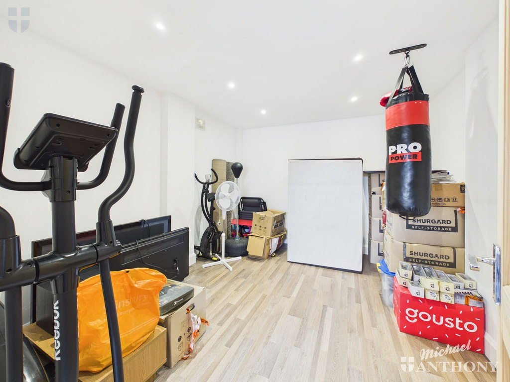 f2399e5b001f4780a63f