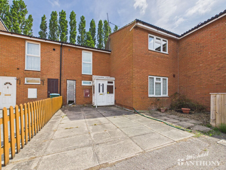 Hamble Drive, Aylesbury Image