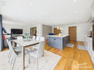 Elizabeth Close, Aylesbury