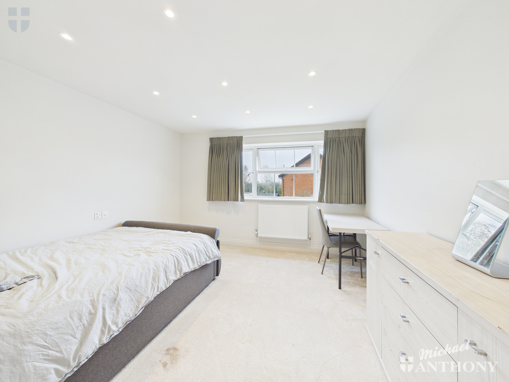 CAM03852G0-PR0583-ST