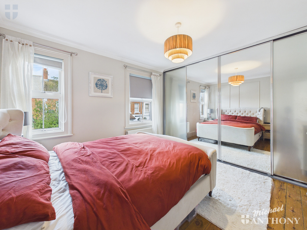 CAM03852G0-PR0586-ST