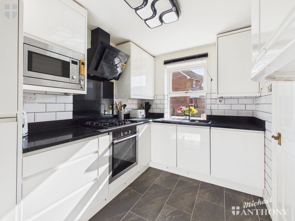 CAM03852G0-PR0595-ST