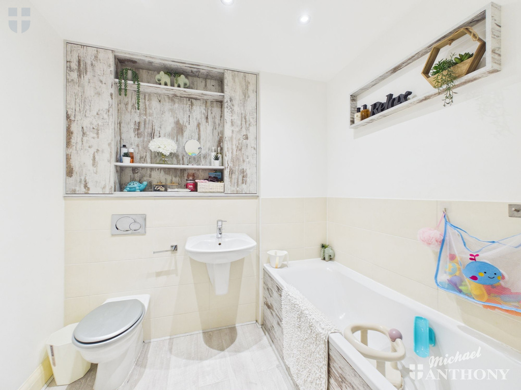 CAM03852G0-PR0608-ST