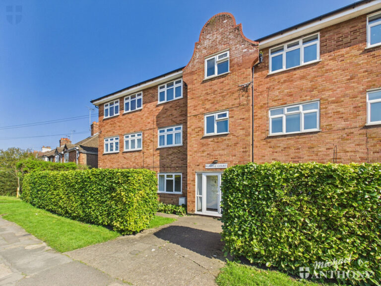 Russell Court, Old Stoke Road, Aylesbury Image