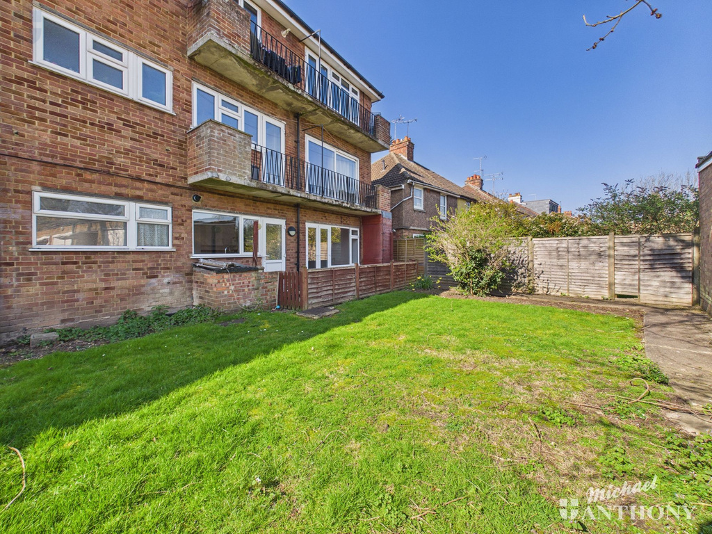 CAM03852G0-PR0597-ST