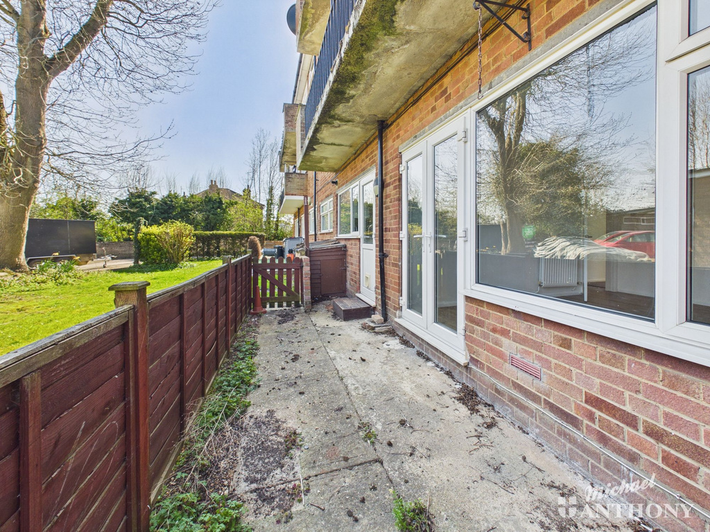 CAM03852G0-PR0597-ST