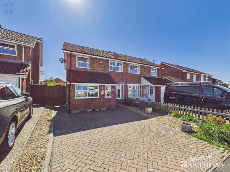 Elham Way, Aylesbury