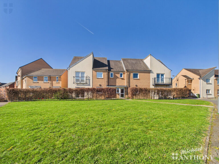 Wyatt Way, Aylesbury Image
