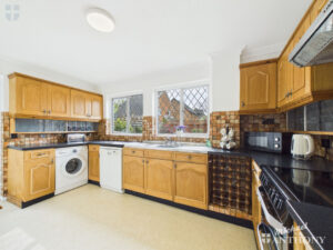 Kynaston Avenue, Aylesbury, Buckinghamshire