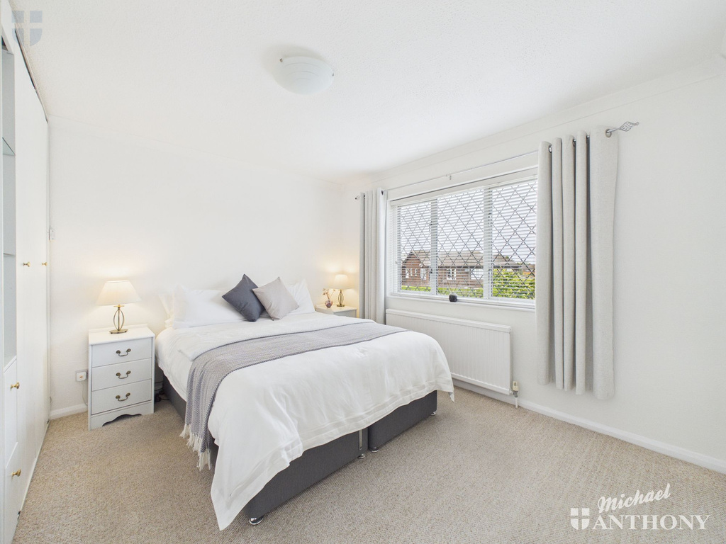 CAM03218G0-PR0977-ST