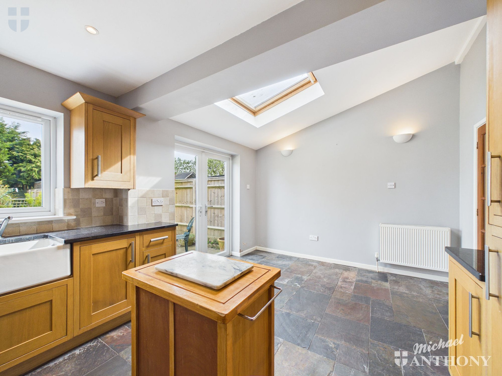 CAM03218G0-PR0979-ST