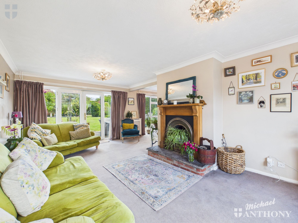 CAM03852G0-PR0635-ST