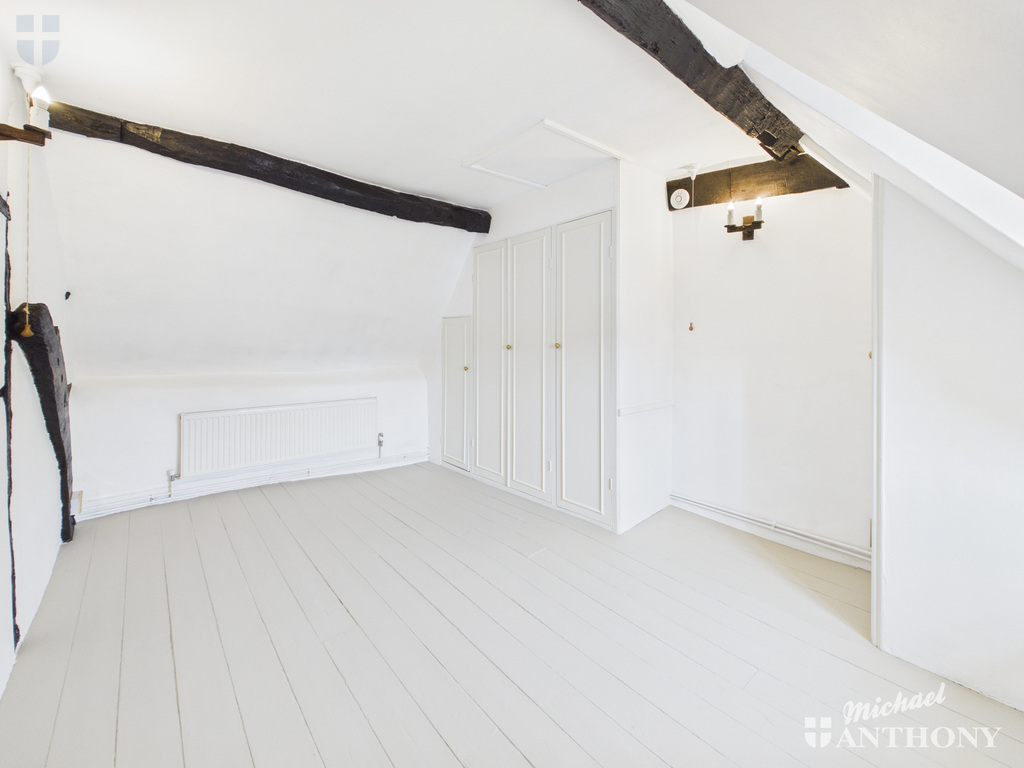 CAM03852G0-PR0639-ST