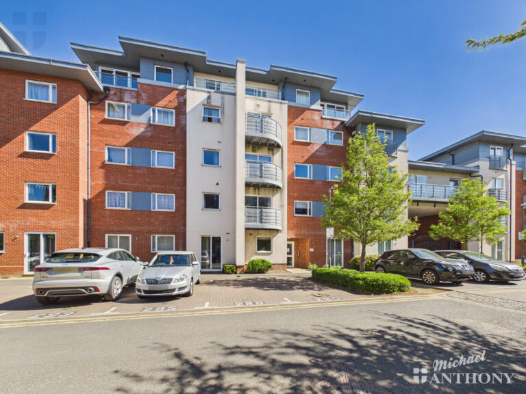 Stanton House, Aylesbury Image
