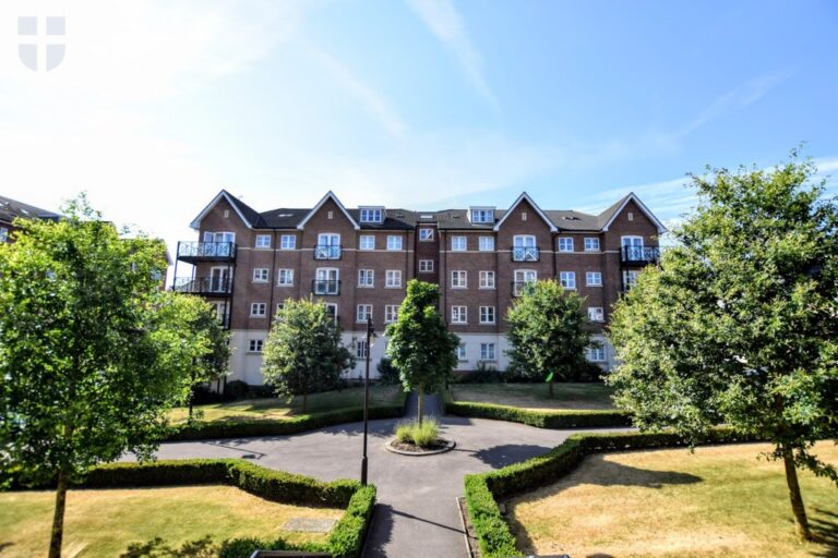 Viridian Square, AYLESBURY