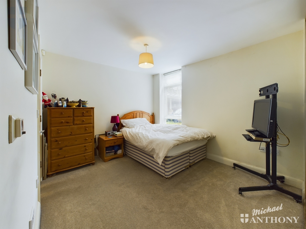 CAM03852G0-PR0006-ST