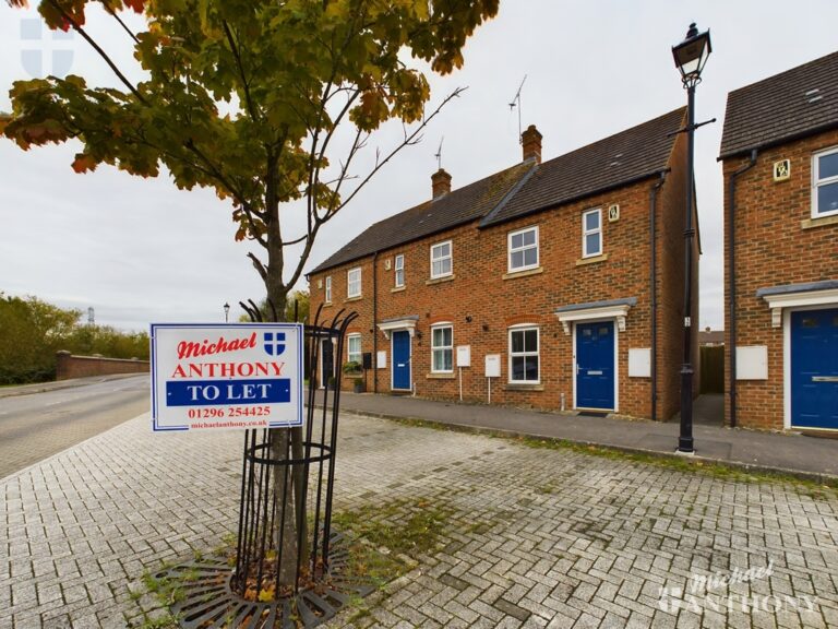 Arncott Way, Aylesbury, Buckinghamshire Image