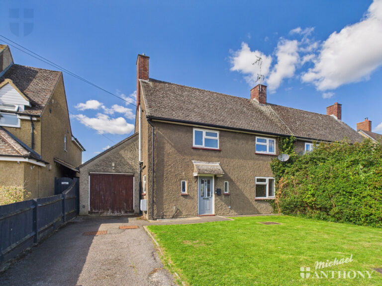 Roberts Road, Haddenham
