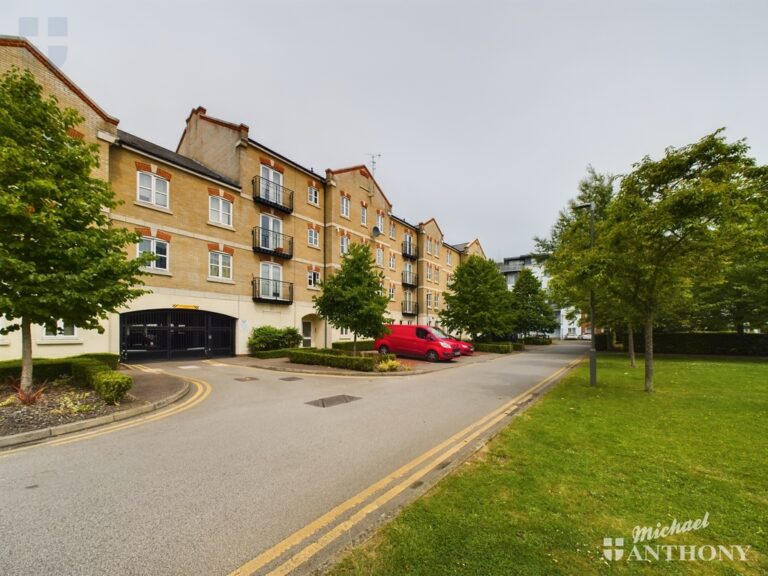 Coxhill Way, AYLESBURY