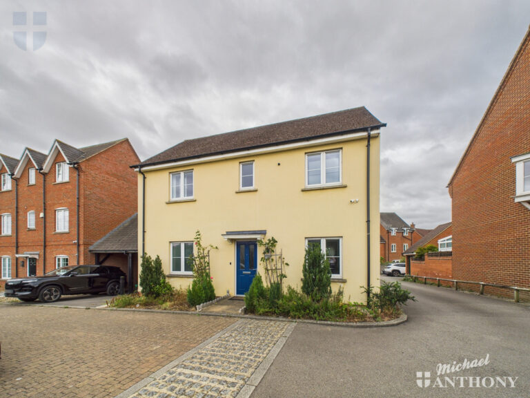 Leys Close, Aylesbury, Buckinghamshire