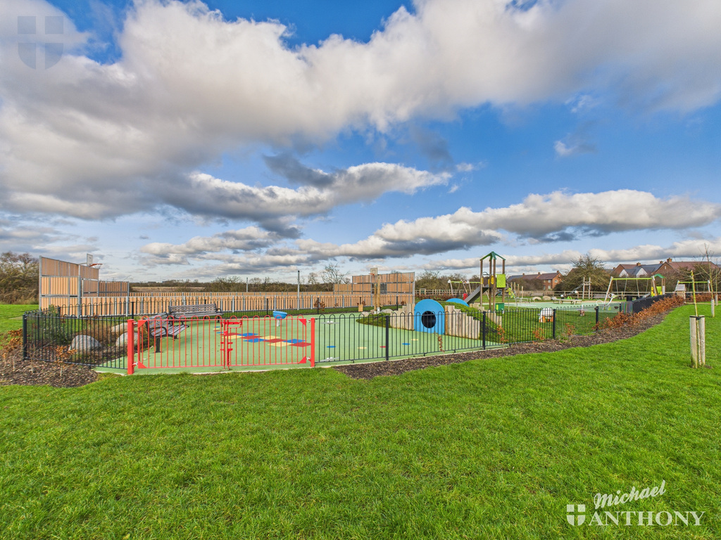 CAM03852G0-PR0529-ST