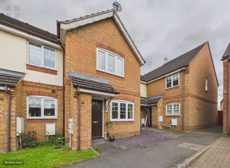 Carnation Way, Lavender Grange