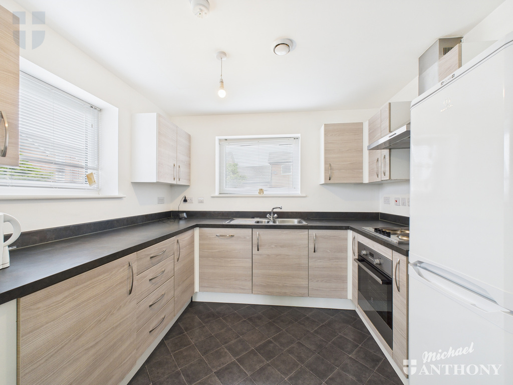 CAM03218G0-PR0619-ST