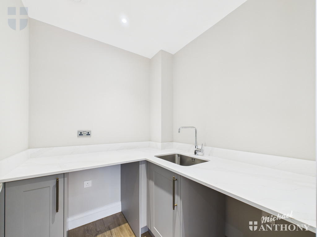 CAM03218G0-PR0849-ST