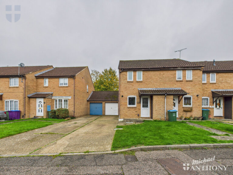 Aiston Place, Aylesbury, Buckinghamshire Image