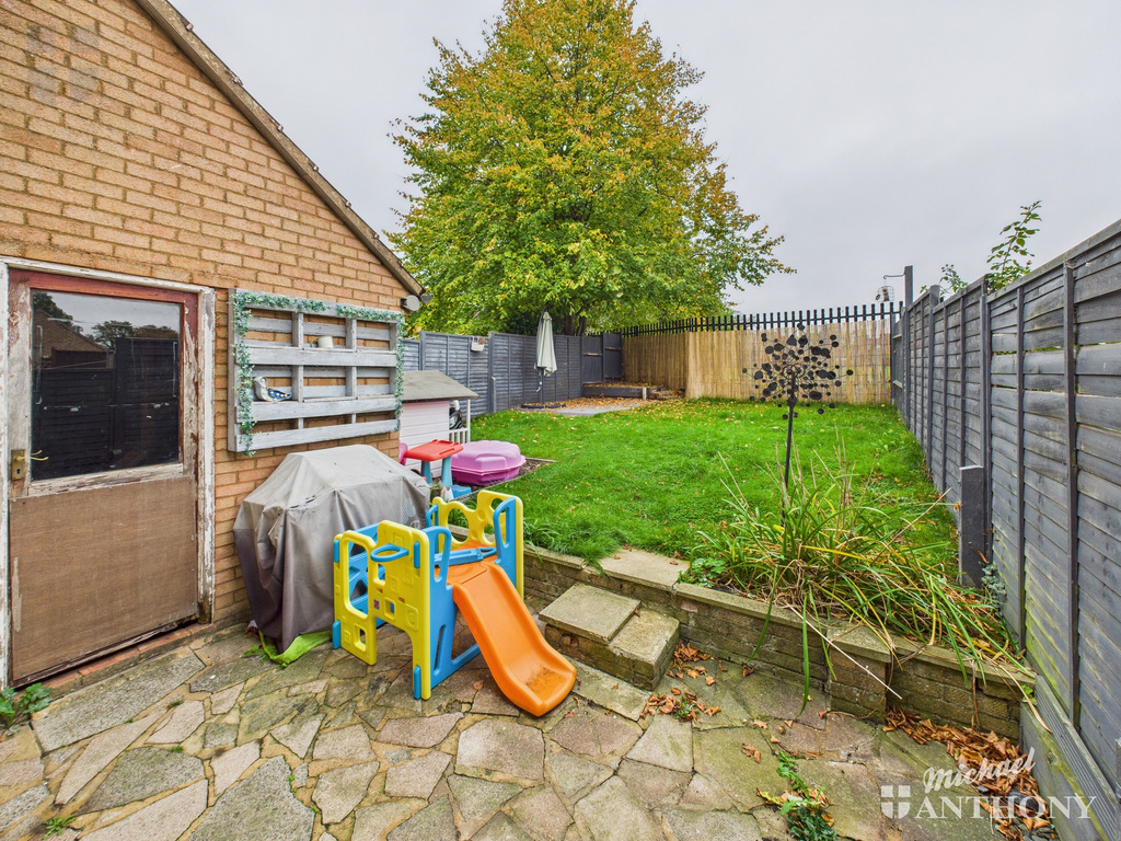 CAM03852G0-PR0452-ST