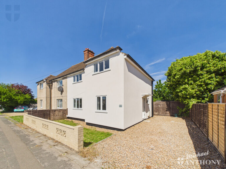 Prebendal Avenue, Aylesbury, Buckinghamshire Image