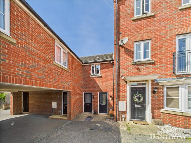 Sandpiper Way, Leighton Buzzard, Bedfordshire
