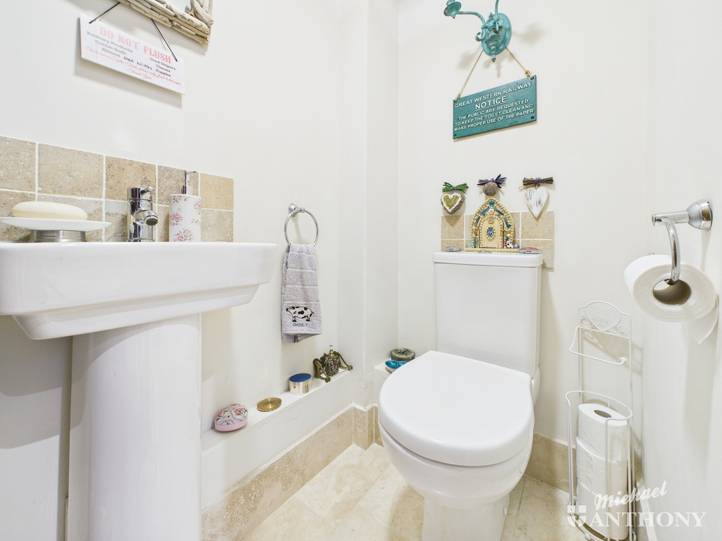 CAM02773G0-PR0357-ST