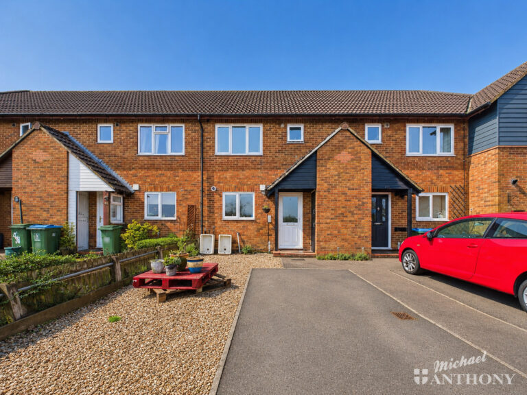 Moorlands Road, Wing, Image