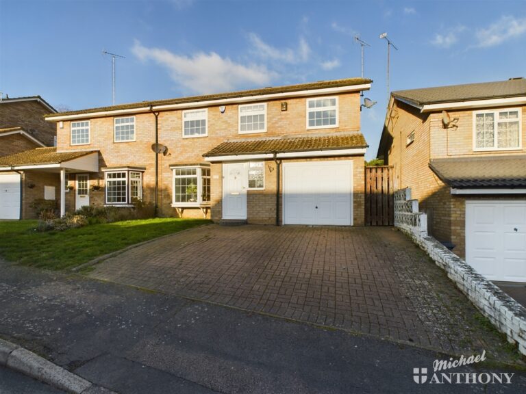 Cotefield Drive, Leighton Buzzard, Bedfordshire