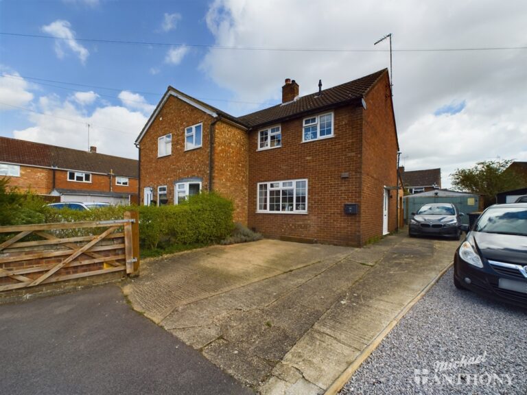 Brownslea, Leighton Buzzard