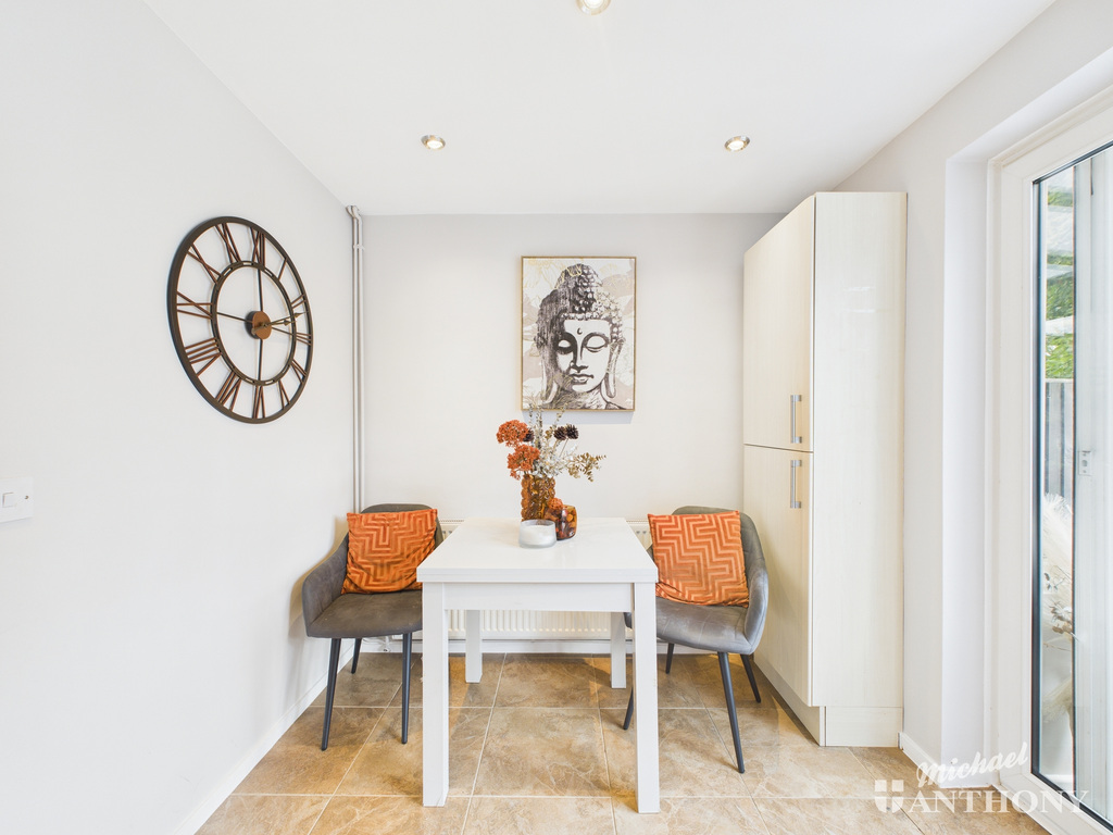 CAM02773G0-PR0355-ST