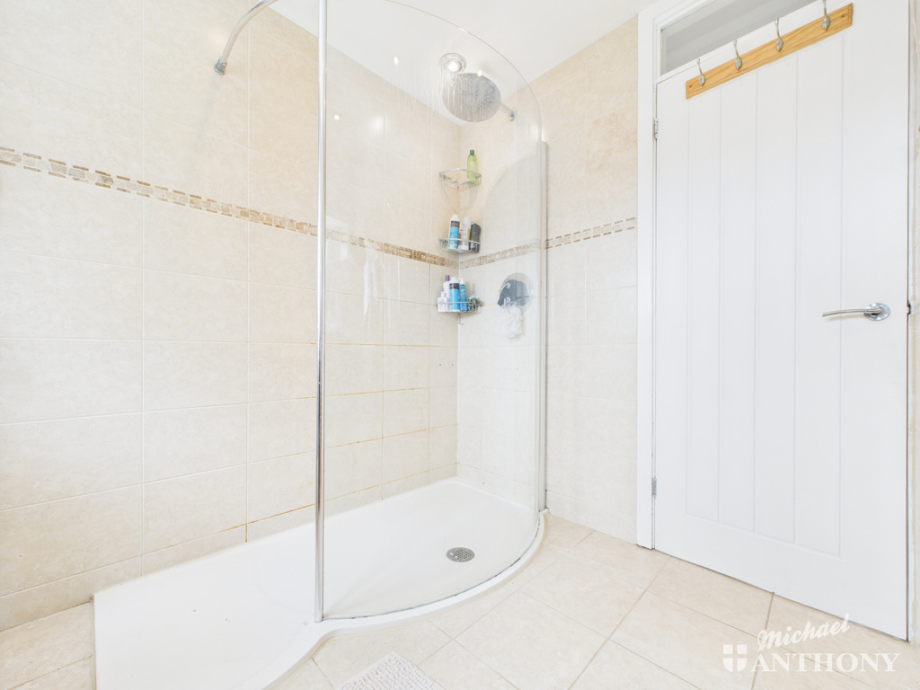 CAM02773G0-PR0355-ST