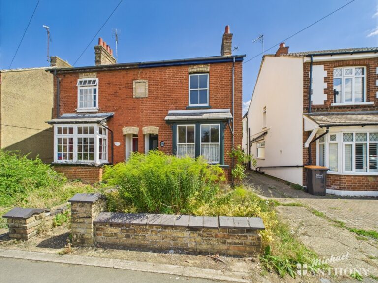Plantation Road, Leighton Buzzard, Bedfordshire Image