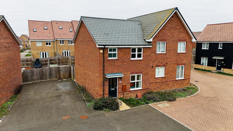 Rutherford Crescent, Leighton Buzzard