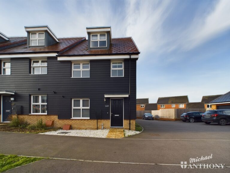 Rutherford Crescent, Leighton Buzzard