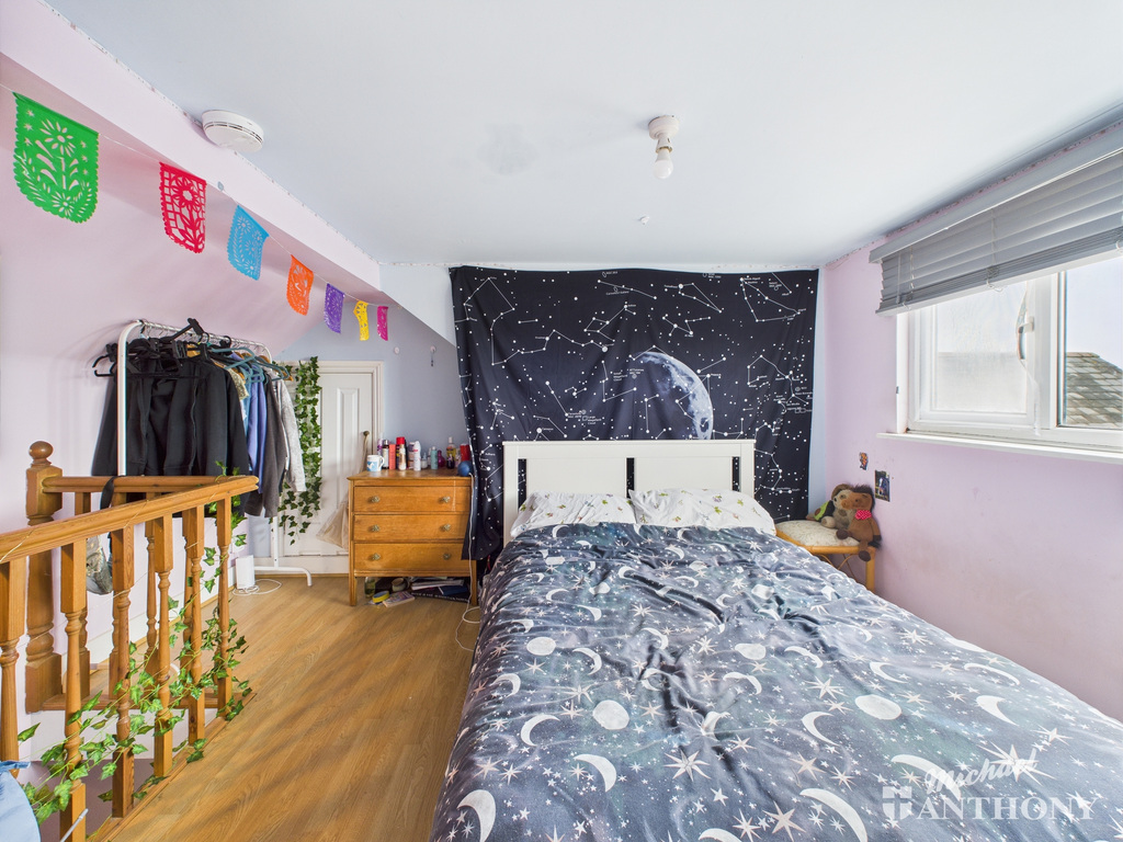 CAM02773G0-PR0312-ST