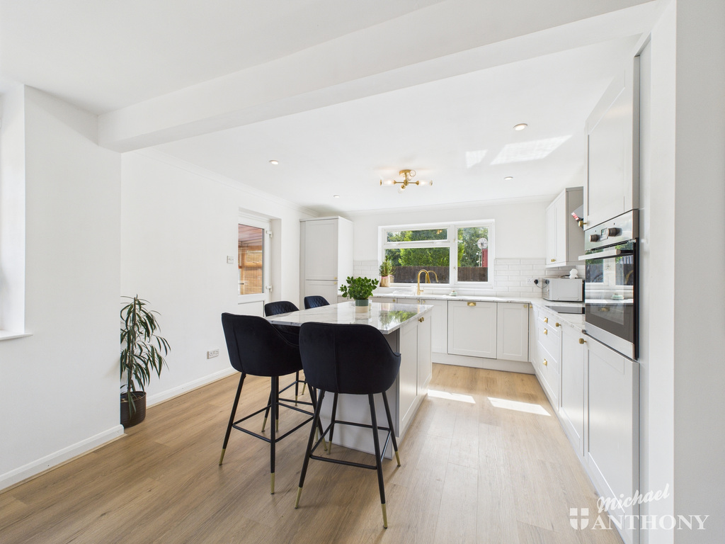 CAM02773G0-PR0344-ST